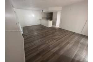18810 NW 57th Ave, Hialeah, FL 33015, Sold 12/01/21
