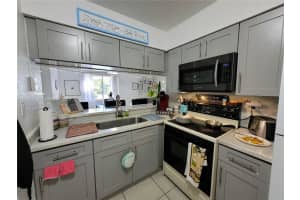 14002 SW 91st Terrace, Miami, FL 33186, Sold 12/03/21