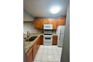 8002 SW 149th Ave APT B208, Miami, FL 33193, Sold 02/11/22