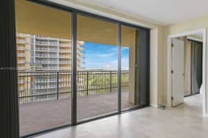 2901 S Bayshore Dr #10a, Miami, FL 33133, Sold 01/15/22