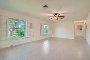 542 SE 28th Cir, Boynton Beach, FL 33435, Sold 01/07/22