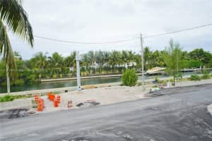 2829 Indian Creek Dr, Miami Beach, FL 33140, Sold 09/09/22