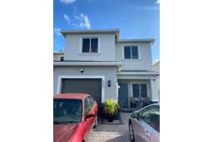 880 S E 19th St, Homestead, FL 33035, Sold 12/17/21