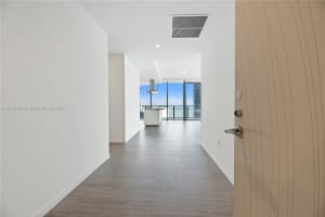 1000 Brickell Plaza, Miami, FL 33131, Sold 07/01/22