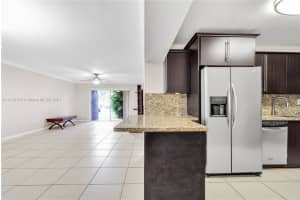 9405 SW 76th St APT Y13, Miami, FL 33173, Sold 01/14/22