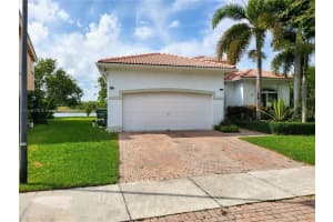 1427 SE 22nd Ln, Homestead, FL 33035, Sold 02/10/22