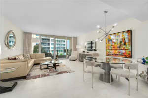 1455 Ocean Dr, Miami Beach, FL 33139, Sold 12/30/21