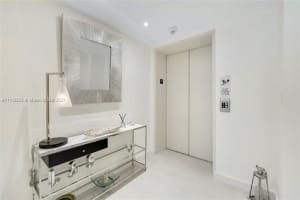 1455 Ocean Dr, Miami Beach, FL 33139, Sold 12/30/21