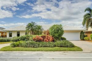 5721 Bayview Dr, Fort Lauderdale, FL 33308, Sold 12/16/21