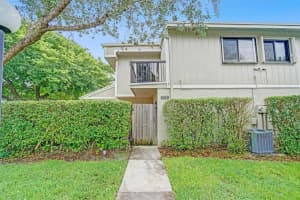 712 Commodore Dr, Plantation, FL 33325, Sold 02/18/22