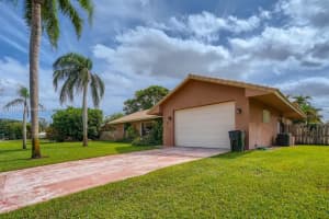 2602 Highland Ave, Delray Beach, FL 33445, Sold 12/09/21