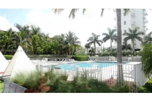 7930 East Dr, North Bay Village, FL 33141, Sold 01/03/22