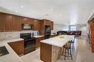 1403 N 15th Ave, Hollywood, FL 33020, Sold 12/17/21