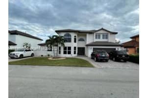 8406 NW 201st St, Hialeah, FL 33015, Sold 12/07/21