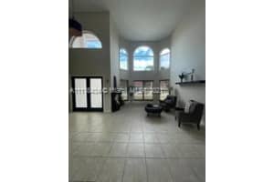 8406 NW 201st St, Hialeah, FL 33015, Sold 12/07/21