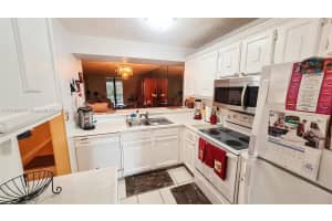 6627 Coral Lake Dr, Margate, FL 33063, Sold 12/09/21