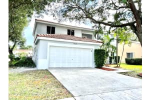 1424 E Harmony Lake Cir, Davie, FL 33324, Sold 01/19/22