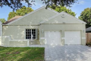 1241 SW 85th Ave, Pembroke Pines, FL 33025, Sold 11/30/21