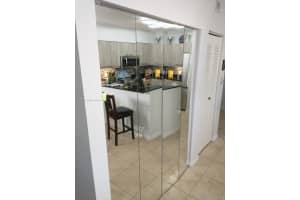 5091 NW 7th St, Miami, FL 33126, Sold 02/07/22