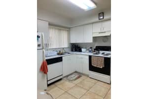 14903 SW 80th St, Miami, FL 33193, Sold 01/14/22