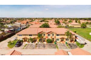 18886 NW 52nd Ct, Miami Gardens, FL 33055, Sold 01/06/22