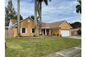 9421 Ashley Dr, Miramar, FL 33025, Sold 12/09/21