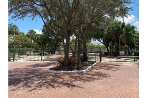 9335 W Sunrise Blvd, Plantation, FL 33322, Sold 12/29/21