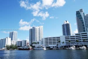 400 Leslie Dr, Hallandale Beach, FL 33009, Sold 01/19/22