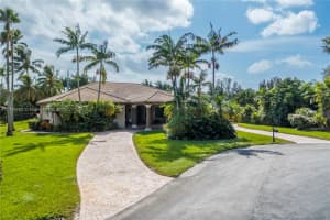11422 SW 25th Ct, Davie, FL 33325, Sold 12/17/21