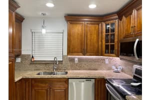 12737 SW 68th Terrace, Miami, FL 33183, Sold 01/05/22