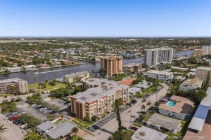 400 N Riverside Dr, Pompano Beach, FL 33062, Sold 11/05/21