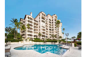 5274 Fisher Island Dr, Miami Beach, FL 33109, Sold 04/06/22