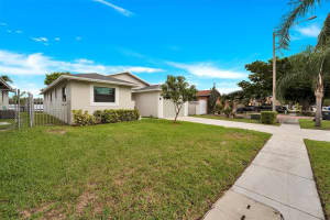 2513 Raleigh St, Hollywood, FL 33020, Sold 12/16/21