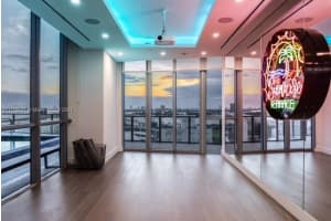 Marquis Residences, 1100 Biscayne Blvd, Miami, FL 33130, Sold 03/10/22