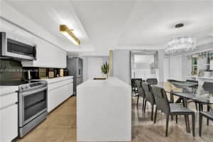5757 Collins Ave #1904, Miami Beach, FL 33140, Sold 03/18/22