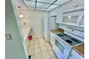 112 SW 108th Ave, Miami, FL 33174, Sold 12/09/21