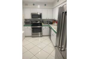 9225 Collins Ave, Surfside, FL 33154, Sold 11/29/21