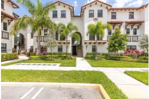 10600 NW 88th St, Doral, FL 33178, Sold 12/03/21