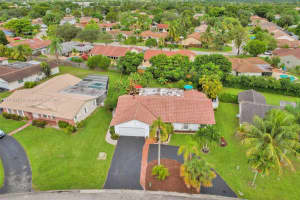 11070 Glenwood Dr, Coral Springs, FL 33065, Sold 01/18/22