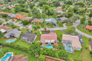 11070 Glenwood Dr, Coral Springs, FL 33065, Sold 01/18/22