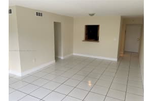 6900 N Kendall Dr APT A408, Pinecrest, FL 33156, Sold 12/20/21