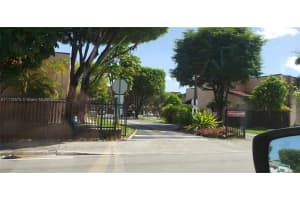 615 W Park Dr, Miami, FL 33172, Sold 12/27/21