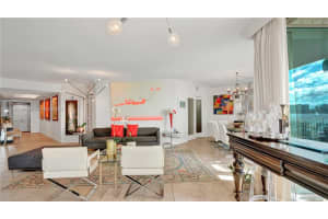 3370 NE 190th St, Miami, FL 33180, Sold 02/15/22