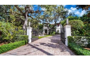 8725 School House Rd, Miami, FL 33143, Sold 11/02/22