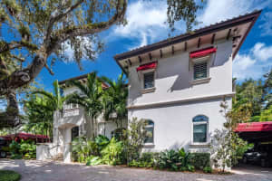 8725 School House Rd, Miami, FL 33143, Sold 11/02/22