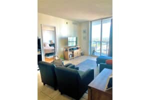 185 SW 7th St 12th floor, Miami, FL 33130, Sold 02/07/22