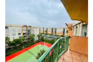 9310 Fontainebleau Blvd, Miami, FL 33172, Sold 12/23/21