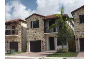 10321 NW 70th Ln, Doral, FL 33178, Sold 02/28/22
