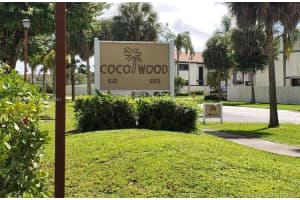 665 NE 195th St, Miami, FL 33179, Sold 04/22/22