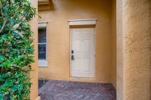 800 Tanglewood Cir, Weston, FL 33327, Sold 12/20/21